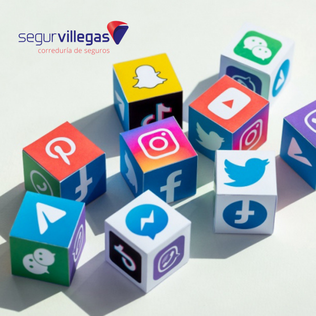 Consejo de Ciberseguridad en tus Redes Sociales Post santander torrelavega cantabria